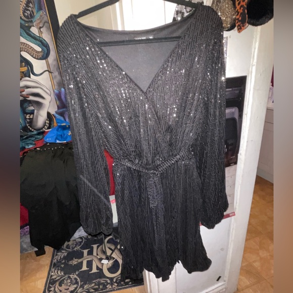 SHEIN Belle Plus Surplice Neck Lantern Sleeve Belted Sequin Dress - Picture 3 of 3